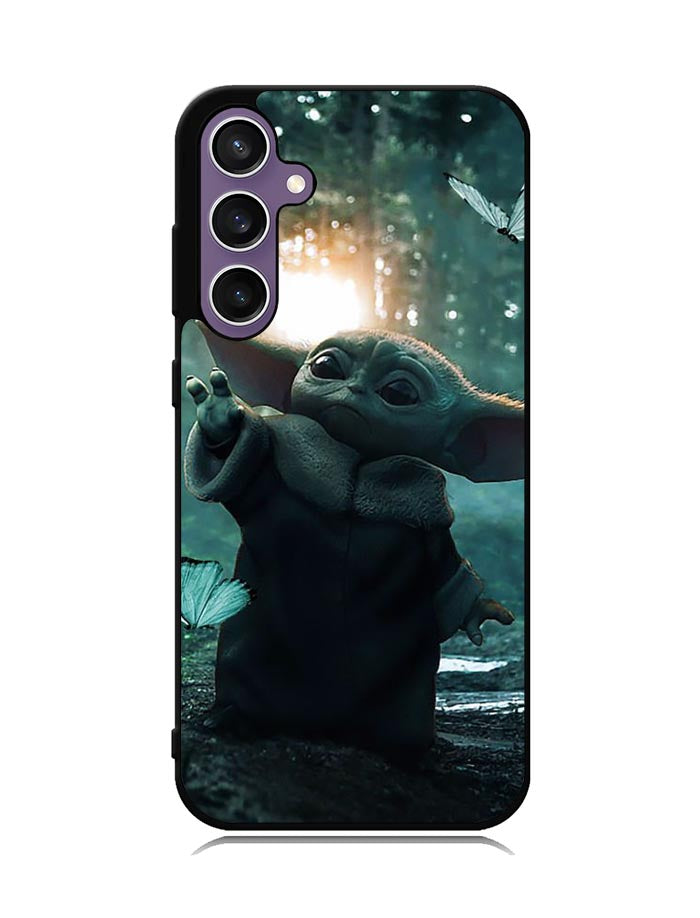 Baby Yoda In The Forest Love Butterfly Samsung Galaxy S23 FE 5G Case